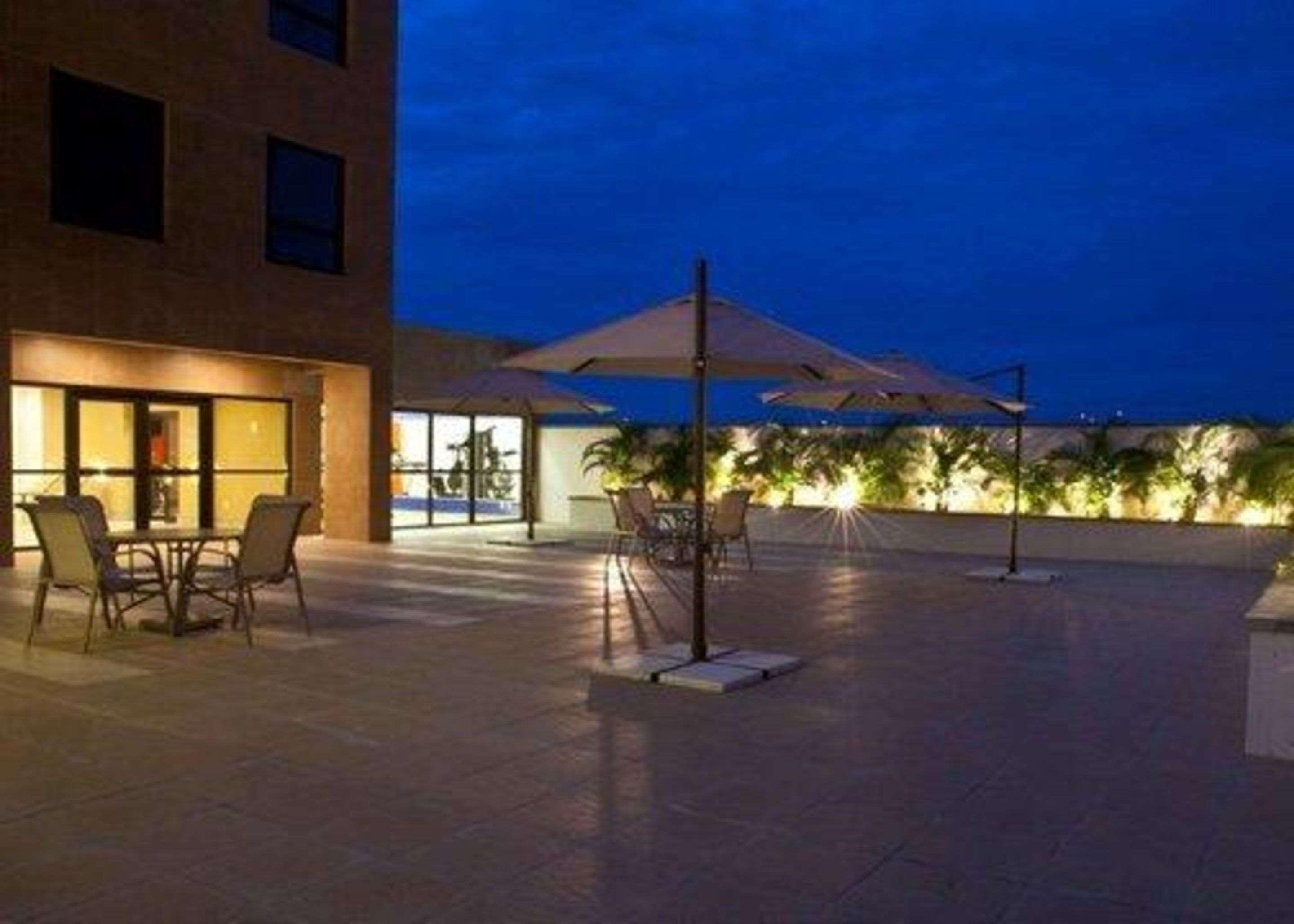 Quality Hotel Nin Ngoại thất bức ảnh