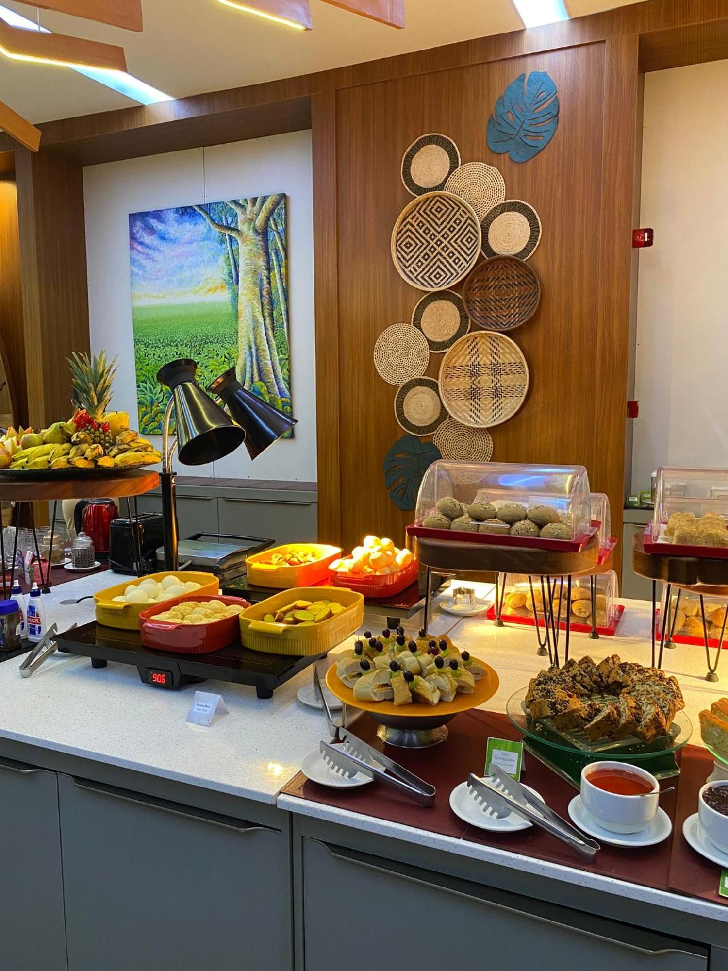 Quality Hotel Nin Ngoại thất bức ảnh